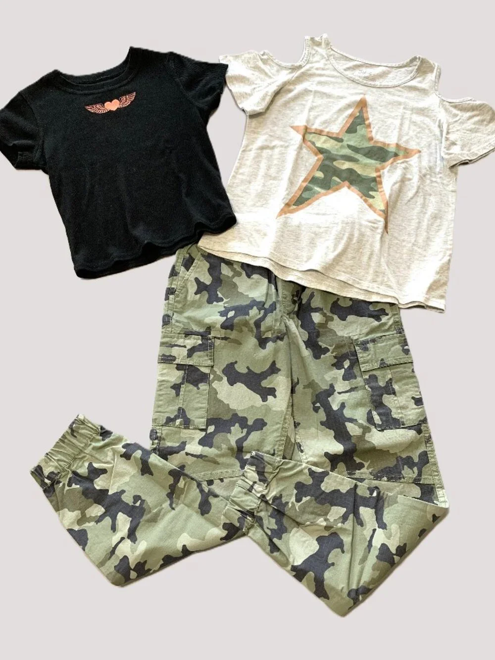 3 Piece Girls Set Camo Cargo Pants Elastic Waste & 2 Shirts Size 10/12, 14/16